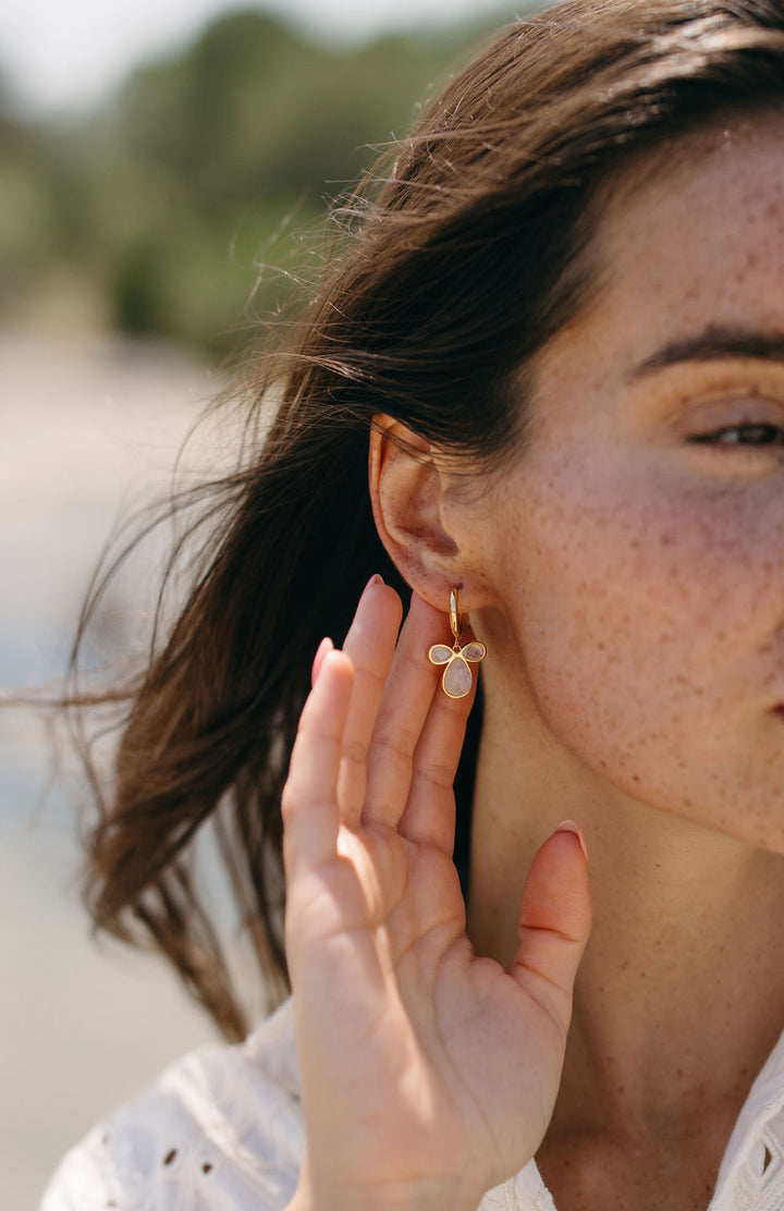 Ellefaire Moon Rising - Moonstone Earrings