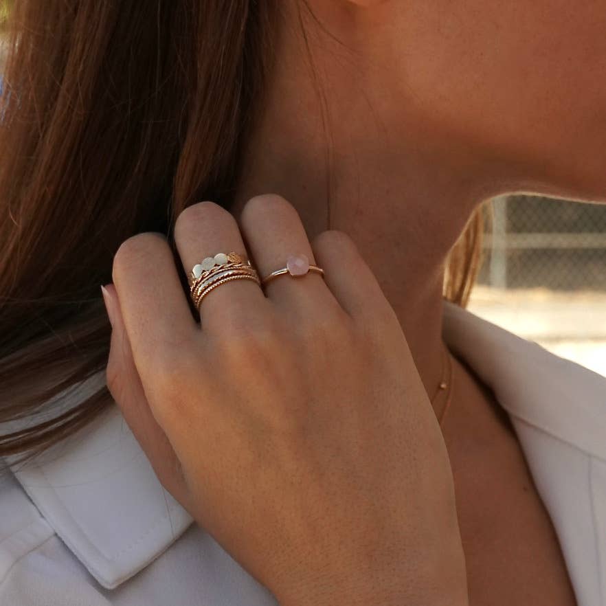 Gold-plated twisted ladies ring