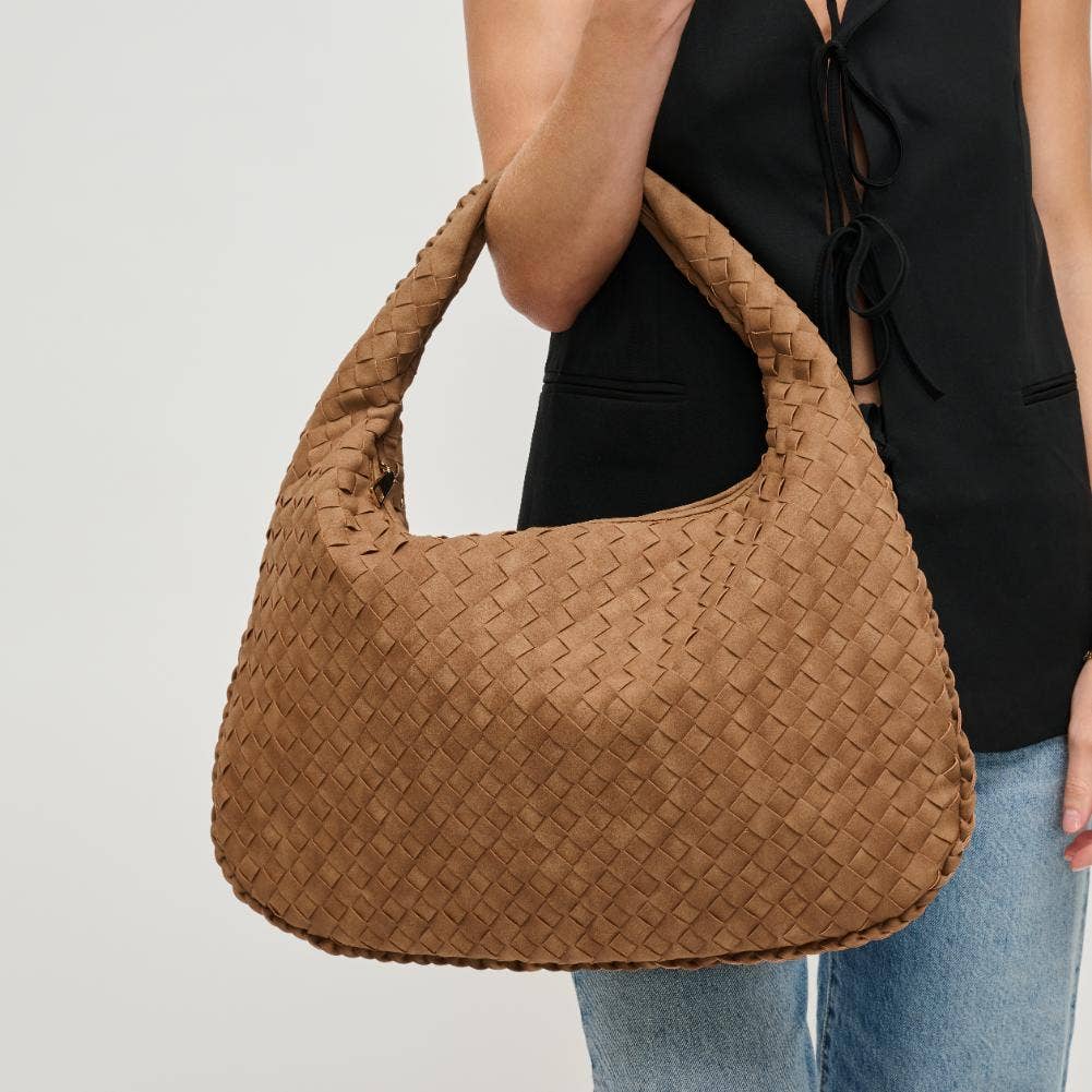 Valeria Hobo shoulder bag made of vegan material in nutmeg