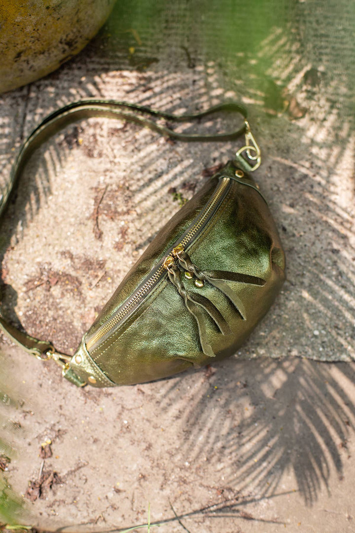 Nelly leather bag in khaki metal