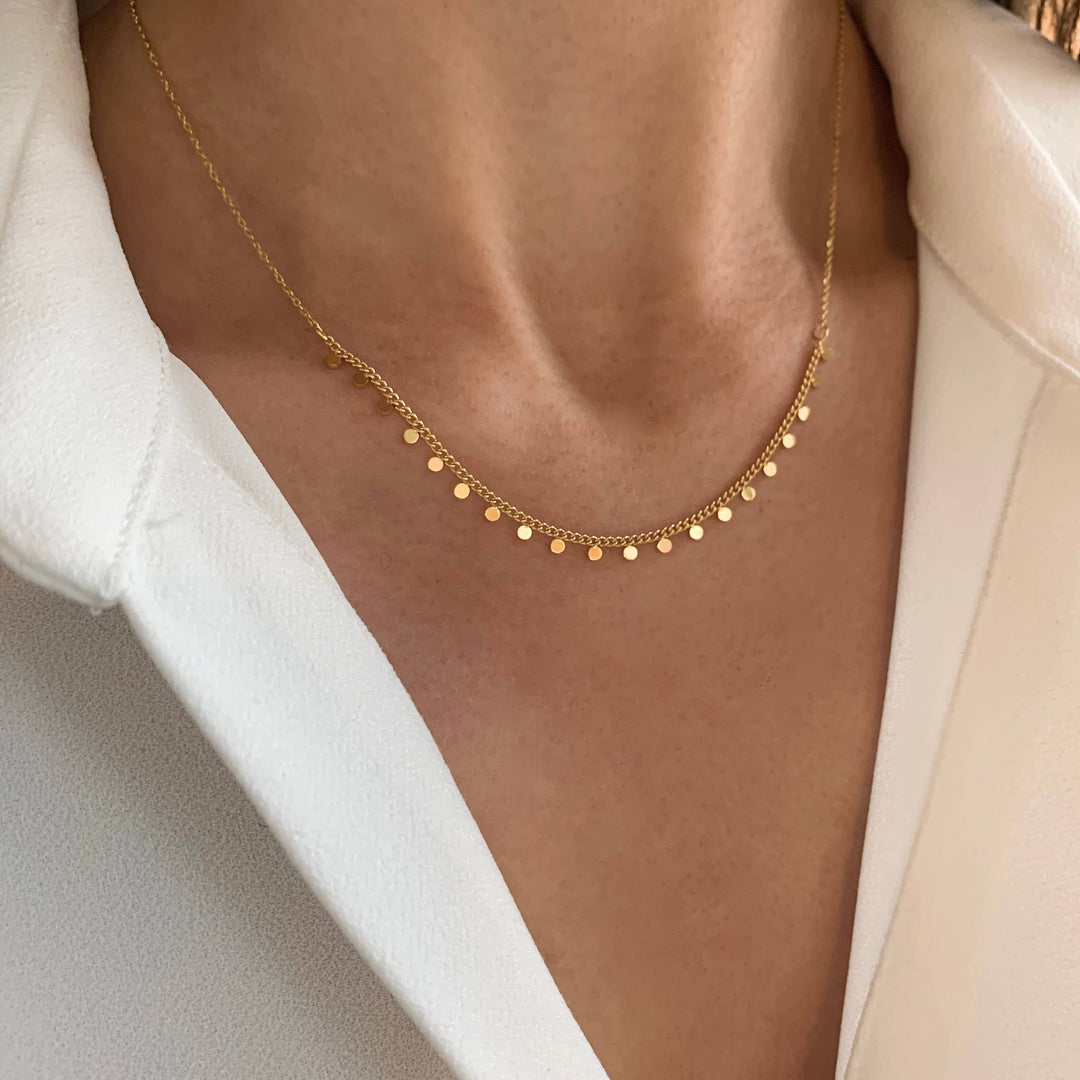 Vera gold necklace