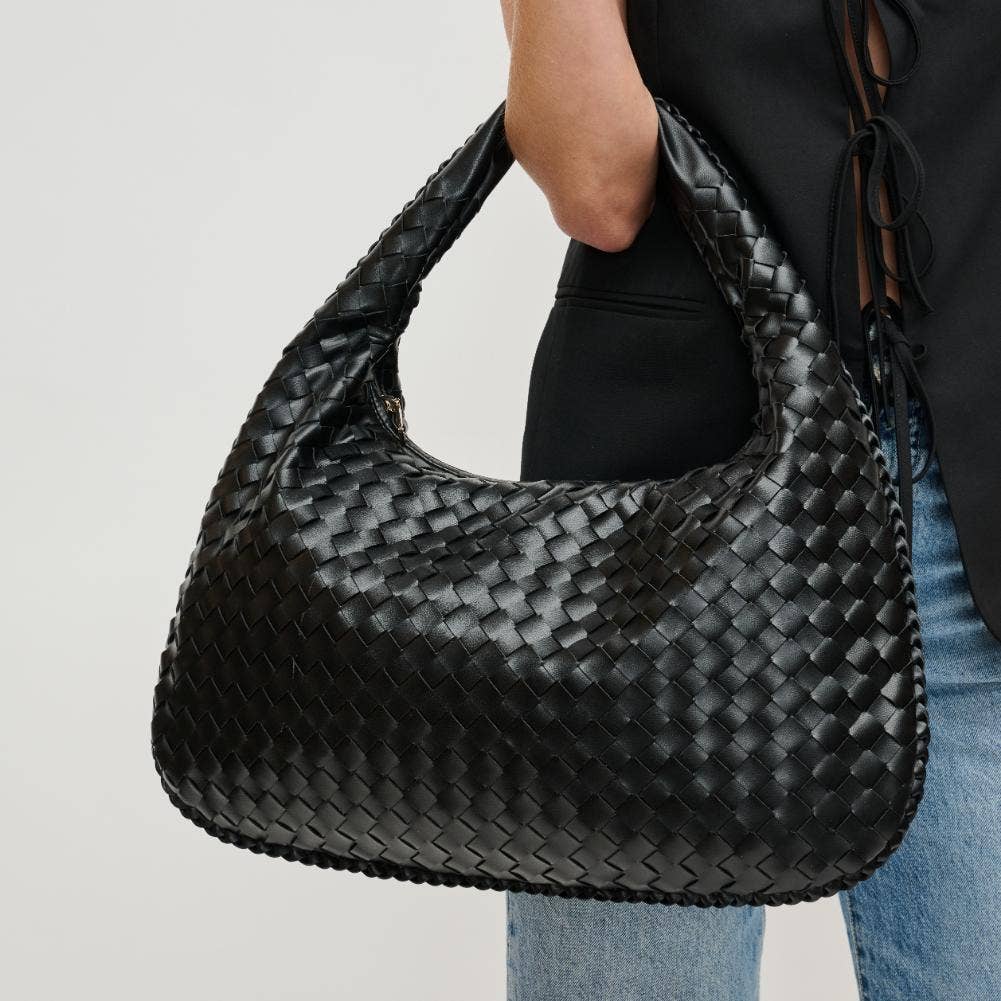 Valeria Hobo shoulder bag made of vegan material in black