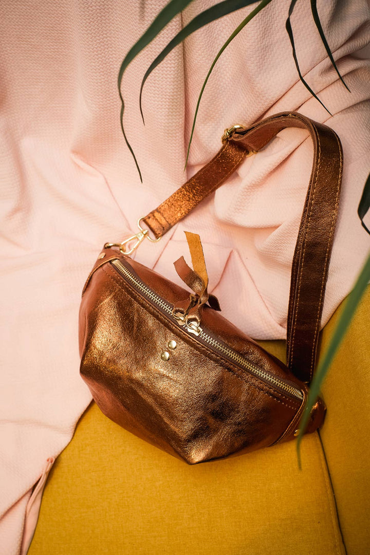 Nelly leather bag in bronze