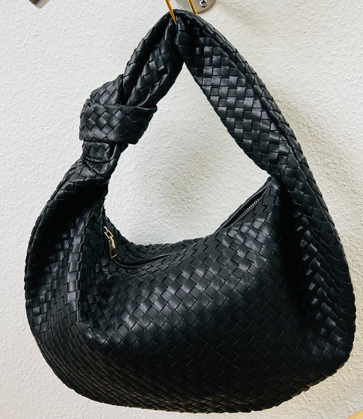 Lou shoulder bag made from recycled vegan material in black