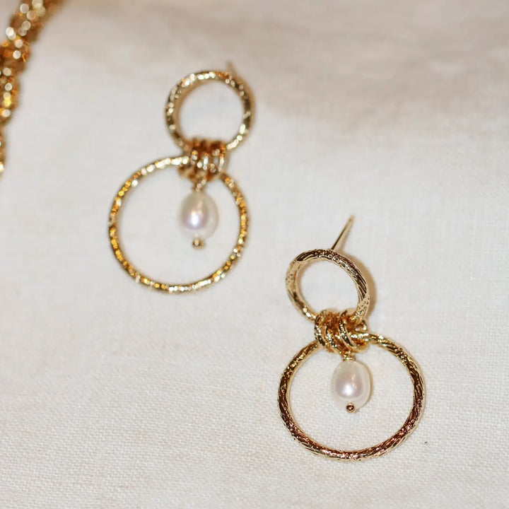 Laura freshwater pearl ring earrings