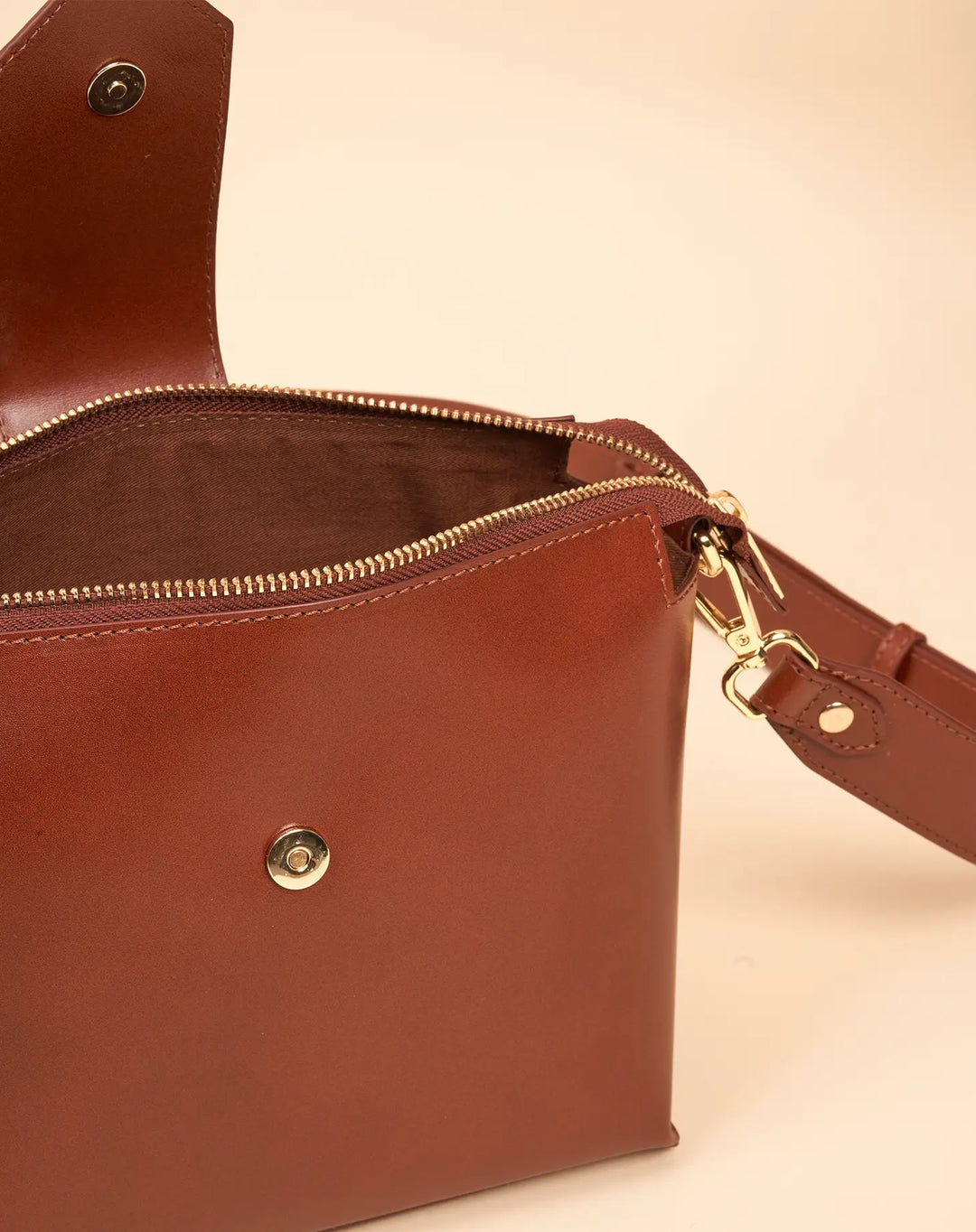 Molly Cognac handbag made from recycled leather