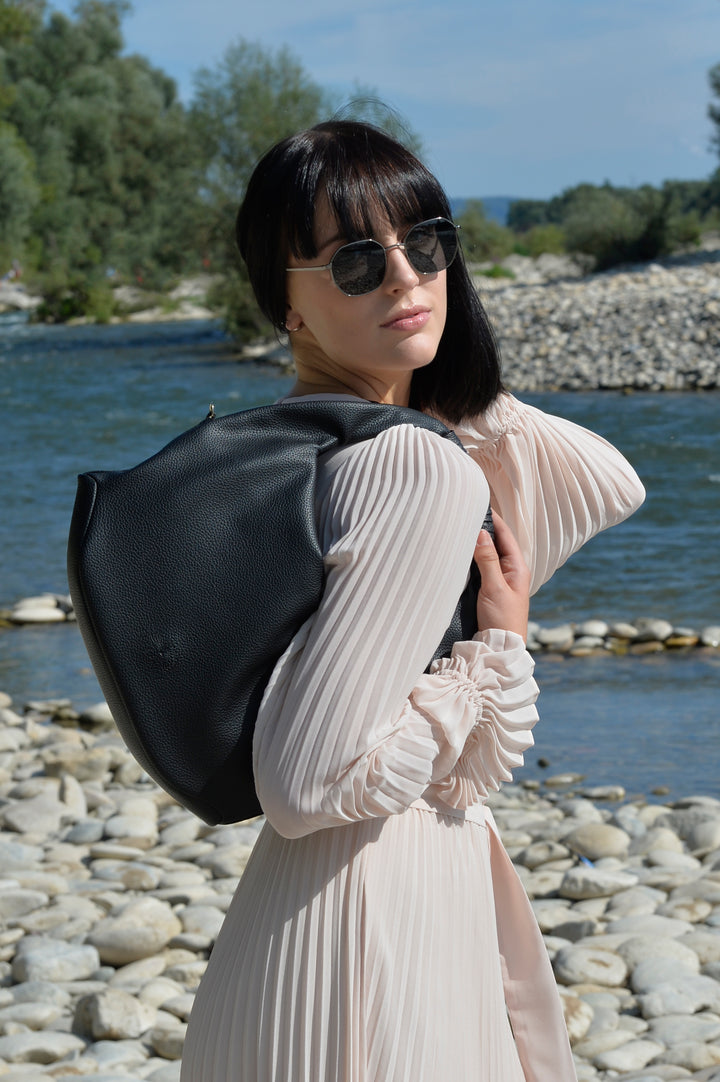 Hanna crossbody handbag made from recycled vegan material in black