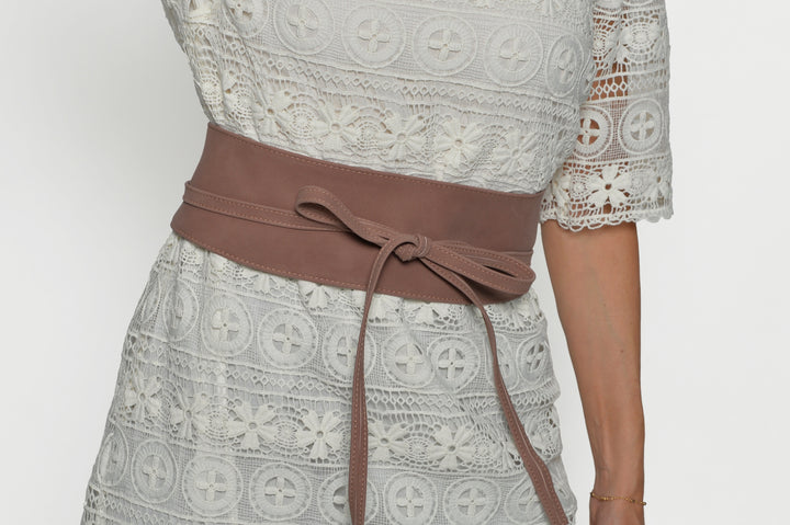 Maila belt made from recycled vegan material in Dark Rose Taupe