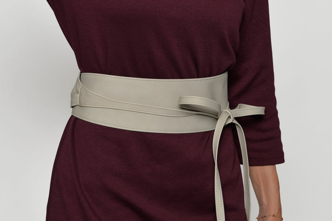 Maila belt made from recycled vegan material in Soft Grey