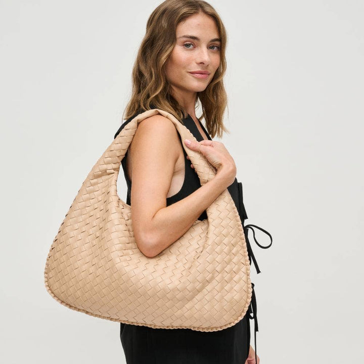 Valeria Hobo shoulder bag made of vegan material in nude