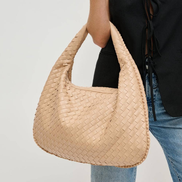 Valeria Hobo shoulder bag made of vegan material in nude