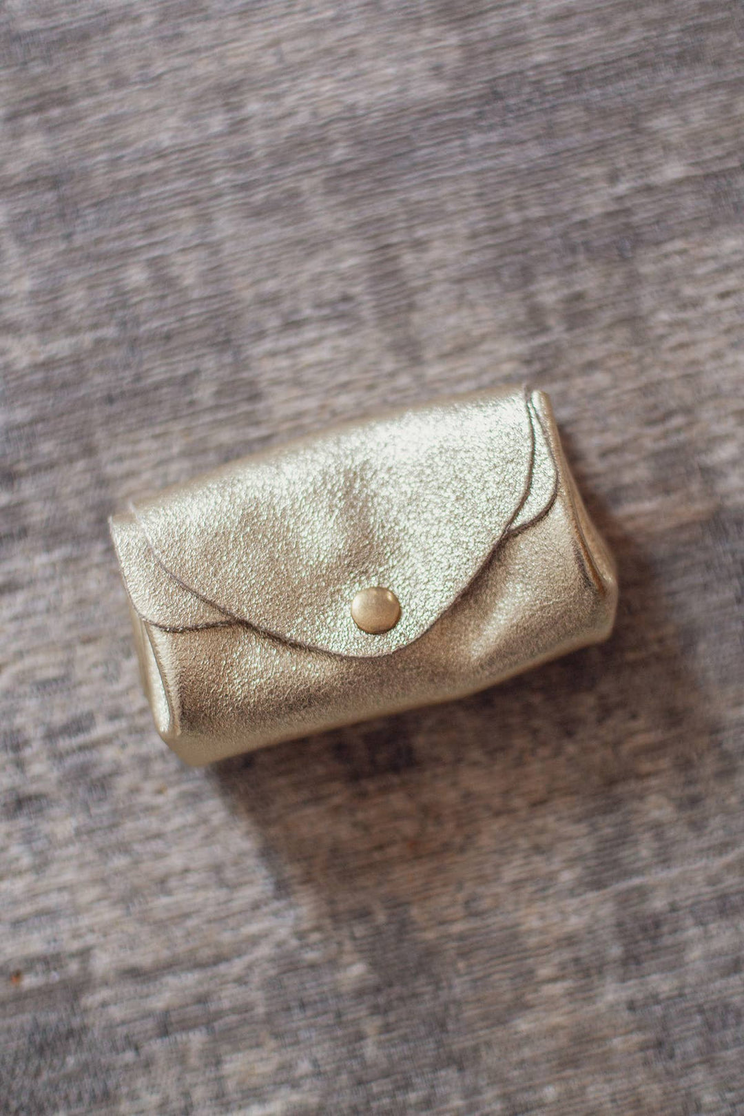 Suzie small leather wallet gold