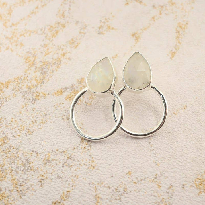 Mini earrings Diwa in silver with moonstone - limited