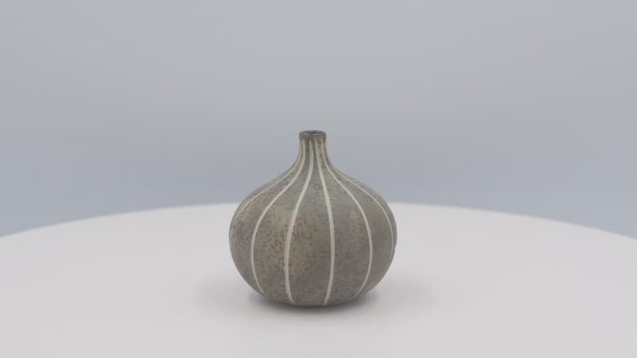 Mini Green bud vase in porcelain ceramic