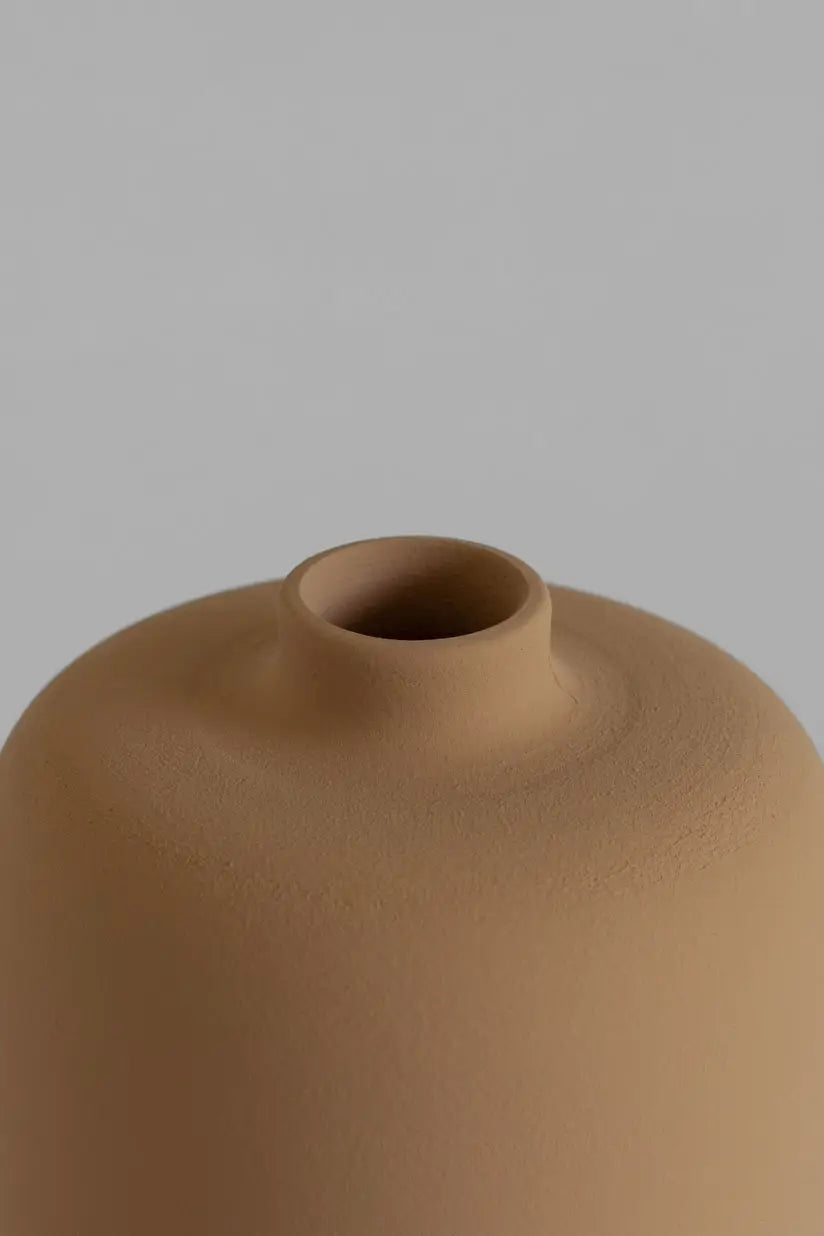 Blanc Collection 05 - Beige Vase