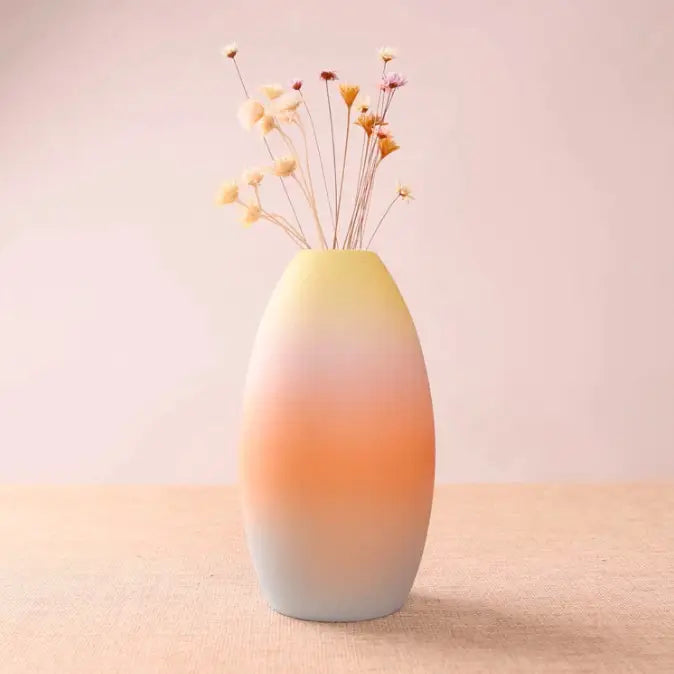 Gradient ceramic flower vase