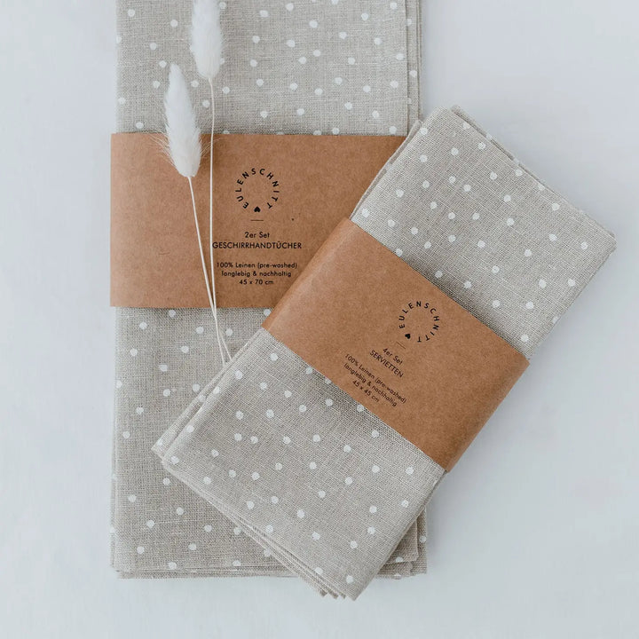 Linen tea towels Dots in a set of 2