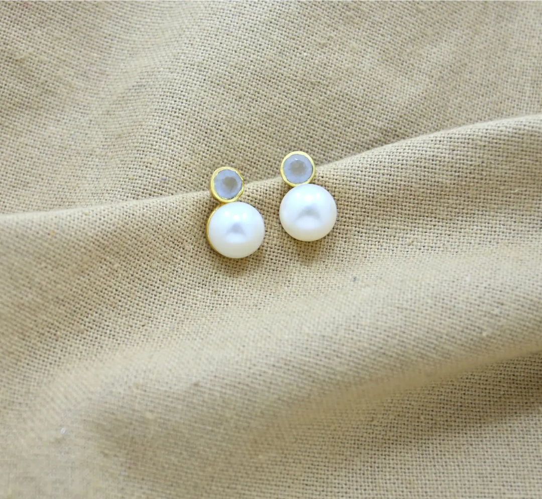 Cute Pearl &amp; Purple Jade Earrings in Gold