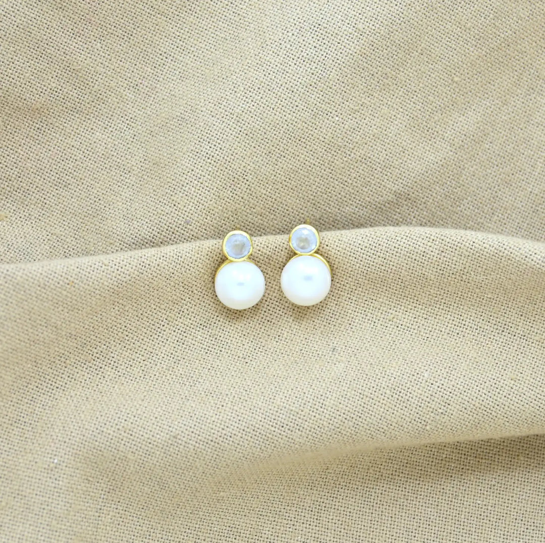 Cute Pearl &amp; Purple Jade Earrings in Gold