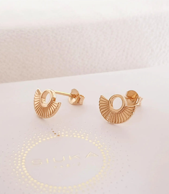 Gold-plated earrings with rays