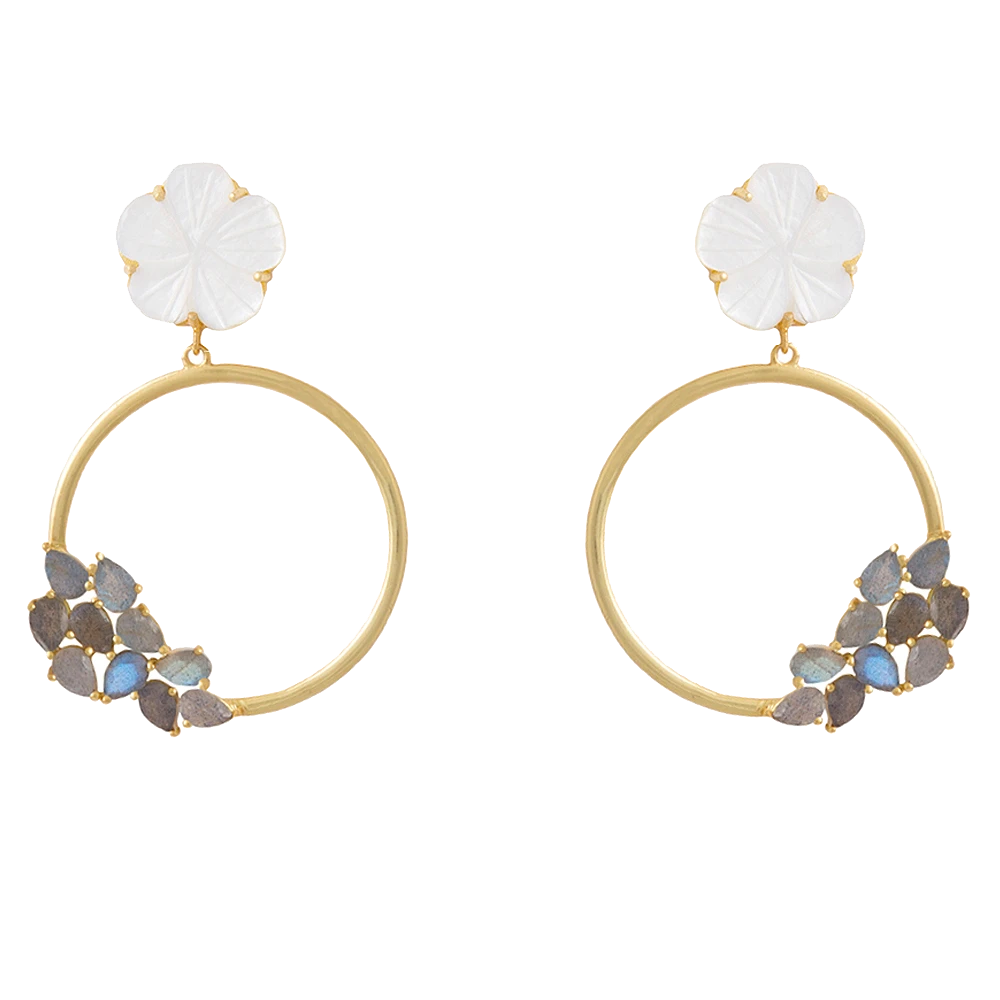 Mother of pearl flower earrings with Topacio crystal