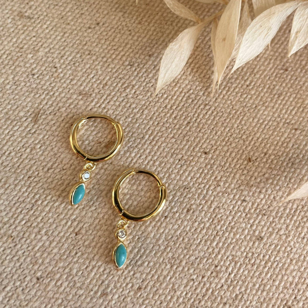 Eva Huggie Hoops in gold with turquoise